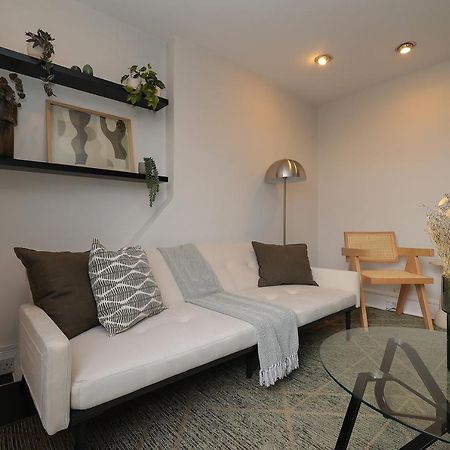 2 Bedroom Chic Apartment With Private Balcony In Notting Hill Londres Extérieur photo